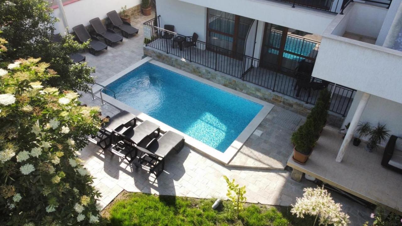 Villa Aqua Family Hotel Burgas Екстер'єр фото