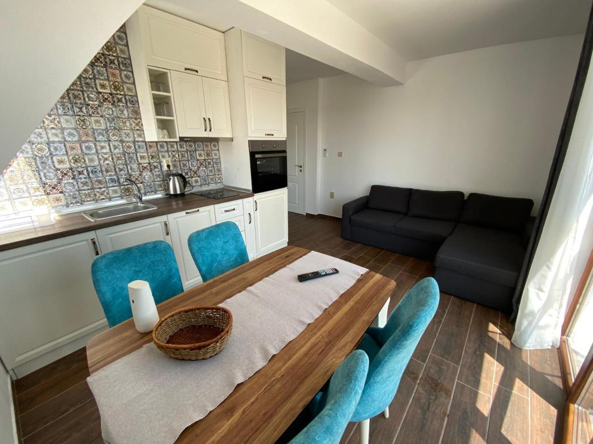 Villa Aqua Family Hotel Burgas Екстер'єр фото