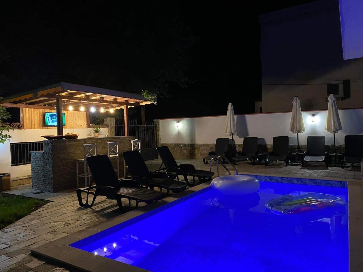 Villa Aqua Family Hotel Burgas Екстер'єр фото
